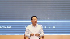 Văn hóa không chỉ giữ cho dân tộc đứng vững, mà còn phải góp phần đưa đất nước đi nhanh