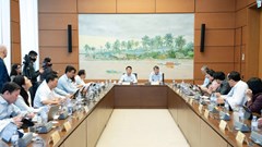 Không để các doanh nghiệp, hãng sản xuất bắt tay, chi phối thị trường, kiểm soát giá thuốc