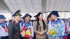 Gần 1.700 tân binh Hà Tĩnh lên đường nhập ngũ