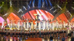 Khúc tráng ca về dòng sông hoa lửa, Thành cổ linh thiêng