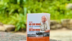 Ra mắt sách song ngữ Việt – Anh “Chủ tịch Hồ Chí Minh - Tiểu sử và sự nghiệp”