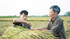 Hành trình của một cậu bé nghèo đam mê ca hát