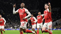 Bóng đá châu Âu tăng nhiệt, cuộc đua vô địch bước vào giai đoạn bản lề