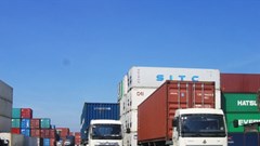 Siết giá cước vận tải, chặn tăng giá “ăn theo” xăng dầu