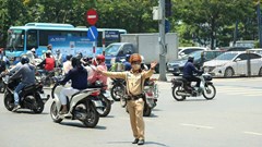 Đề xuất sửa Nghị định 168: Siết vi phạm vận tải, tăng quyền CSGT