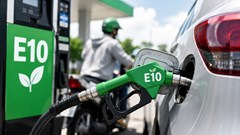 Xăng E10 sắp bán đại trà: Xe nào đổ được, xe nào dễ “dính” rủi ro?