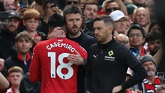 Casemiro xúc động chia tay Old Trafford, Bruno Fernandes lập cột mốc lịch sử