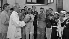 Chủ tịch Hồ Chí Minh ra “Lời kêu gọi thi đua ái quốc”