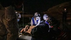 Động đất Venezuela: Cuộc chạy đua cứu người giữa đống đổ nát