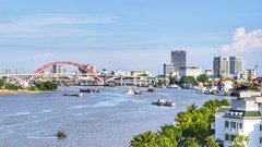 Trung ương định hướng phát triển du lịch biển thành ngành kinh tế mũi nhọn