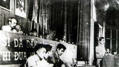 Tôn vinh 7 Anh hùng thi đua ái quốc đầu tiên