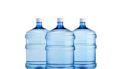 Bữa ăn được soi, bình nước của học sinh có bị bỏ quên?