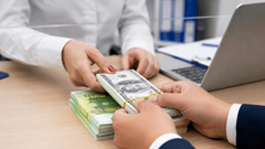 Từ 19.9, tổ chức tín dụng nước ngoài được dùng tài khoản VND tại Việt Nam ra sao?