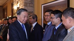 Tổng Bí thư, Chủ tịch nước Tô Lâm gặp đại diện Mạng lưới chuyên gia, nhà khoa học Việt Nam tại Canada