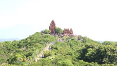 Bài 1 -  Văn hóa xứ Trầm trước thời cơ và thách thức