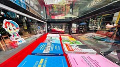 Trưng bày nhiều tác phẩm lịch sử cách mạng dịp lễ Quốc khánh 2.9