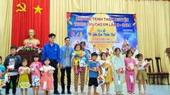 Trao quà trung thu cho hơn 1.000 thiếu nhi tỉnh Tiền Giang