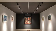 Triển lãm “Khép hờ đôi mắt”: Cuộc đối thoại âm thầm của người nghệ sĩ