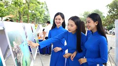 Trưng bày ảnh du lịch Quy Nhơn–Bình Định tại TP Cần Thơ