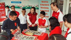 Tết đậm chất Việt đến với người dân khó khăn