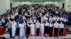 Tưng bừng Uni Tour “Hành trình xanh” tại các trường đại học