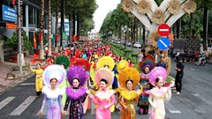 Sắc màu hội tụ