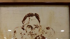 Người miền Tây vẽ chân dung Bác Hồ từ chất liệu dân dã