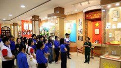 Tuổi trẻ Cần Thơ học tập và làm theo gương Bác Hồ