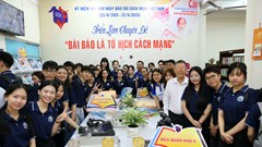Triển lãm chuyên đề “Bài báo là tờ hịch cách mạng“