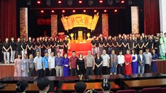 Sinh viên Trường ĐH Văn hóa TP.HCM tri ân Tổ nghiệp Sân khấu