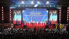 Trường ĐH Mở TP.HCM trao học bổng hơn 50 tỉ đồng