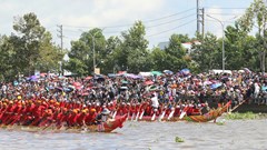 Sôi nổi Giải Đua ghe Ngo TP Cần Thơ năm 2025