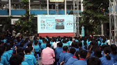 Trao tặng Thư viện số văn hóa S-Gallery đến 11 trường tiểu học