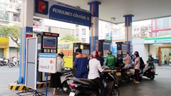 TP.HCM tiếp tục theo dõi sát thị trường, bảo đảm nguồn cung xăng dầu