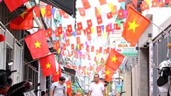 Cần Thơ rực rỡ cờ hoa chào mừng Ngày giải phóng miền Nam