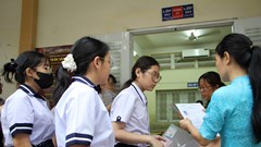 Sáng nay, hơn 151.000 thí sinh TP.HCM thi tuyển sinh lớp 10 công lập