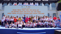 Trao tặng thư viện số, mở rộng không gian trải nghiệm văn hóa cho thiếu nhi