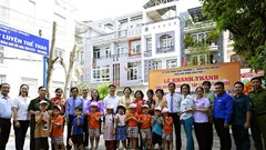 Học và làm theo lời Bác, ra sức xây dựng môi trường văn hóa cơ sở
