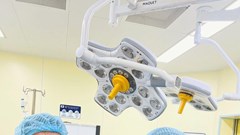 Bác sĩ diệt ổ nấm ẩn núp trong xoang bướm, kịp thời giữ đôi mắt cho nam bệnh nhân trẻ tuổi