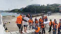 Đưa 32 ngư dân gặp nạn trên vùng biển Trường Sa về đảo an toàn
