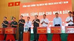 Thắm tình quân dân qua hành trình trở về Chiến khu 8