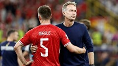 Không phục kết quả, HLV Đan Mạch bực bội chỉ trích trọng tài và VAR