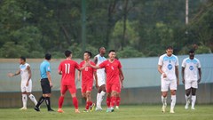 Đội tuyển Việt Nam thắng kịch tính nhà vô địch V.League