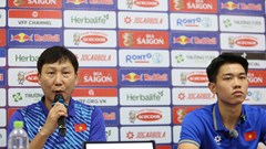 HLV Kim Sang-sik: Toàn đội hướng đến kết quả tốt nhất dành tặng khán giả