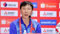 HLV Kim Sang-sik: Chúng tôi đến Thái Lan để đánh bại đối thủ và giành ngôi vô địch
