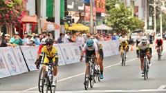 Các tay đua Thái Lan tiếp tục thắng chặng tại Biwase Tour Of Vietnam 2025