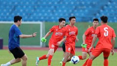 Đội tuyển Việt Nam tích cực tập luyện tại Bình Dương