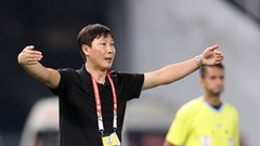 HLV Kim Sang-sik dẫn dắt đội “Các ngôi sao Đông Nam Á” thi đấu với CLB Manchester United