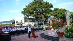 Trường Đại học TDTT TP.HCM dâng hoa kỷ niệm 135 năm Ngày sinh Chủ tịch Hồ Chí Minh