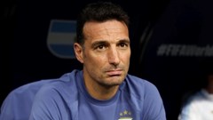 HLV Argentina: Tôi thực sự không còn từ ngữ nào để nói về Messi nữa
